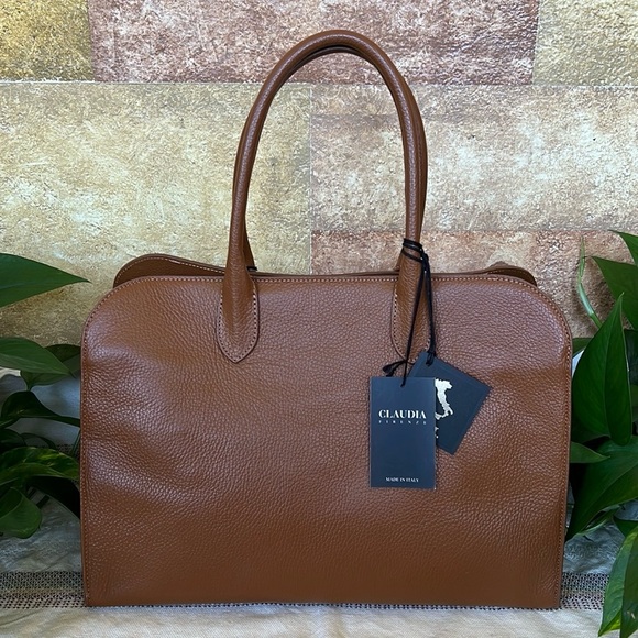 NEW Claudia Firenze Italian Pebbled Leather Adjustable Large Crossbody Handbag - Picture 1 of 16